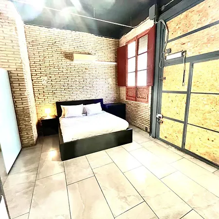 Iy Loft 4 - Open Plan Garage Style - Up To 4 People Apartment Valencia