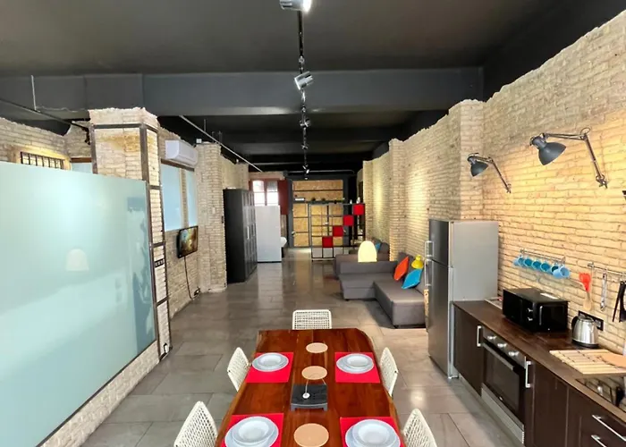 Apartmán Iy Loft 4 - Open Plan Garage Style - Up To 4 People Valencie