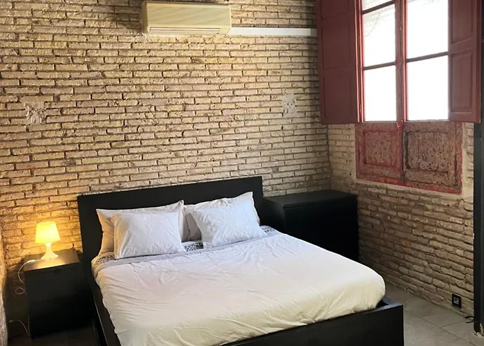 Iy Loft 4 - Open Plan Garage Style - Up To 4 People * Valencie